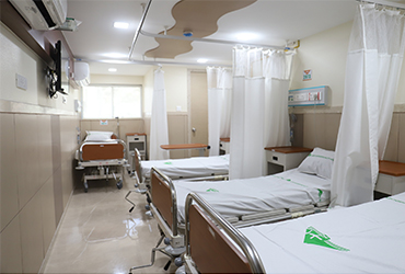 32 apex hospital