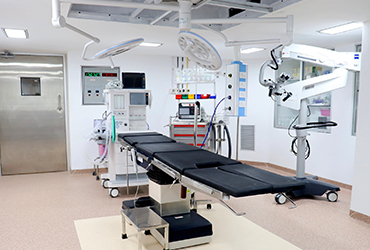 33 apex hospital
